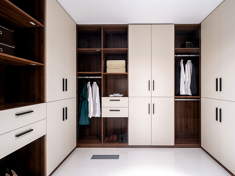 凯志全屋定制-定制衣柜储物柜门板-台湾模压开门